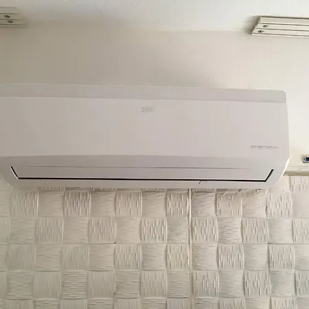 Downtown Fully Furnished Flat Apartment *